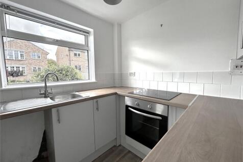 Hawthorn Rise, Stroud, Gloucestershire, GL5 photo 5