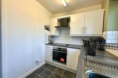 WhatsApp Image 2025-09-25 at 16.47.54_7387d66c.jpg