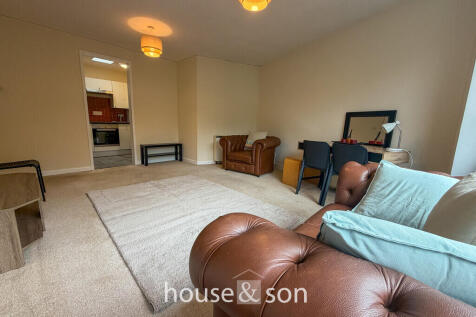 Exbourne Manor, Christchurch Road, Bournemouth photo 5