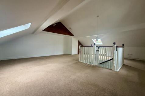 Leigh Cottage, Woodseats Farm, Woodseats Lane, Charlesworth, Derbyshire photo 4