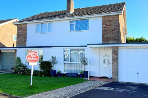 New Milton, BH25 - property photo