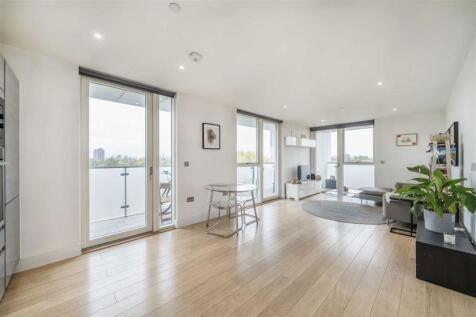 London, SW9 - property photo