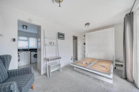 Lounge/Bedroom