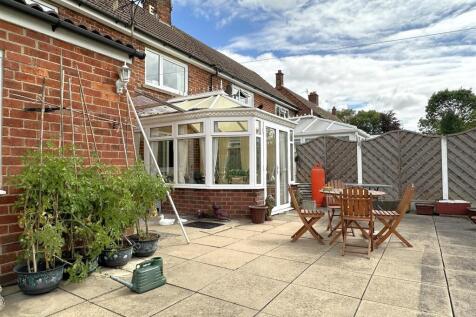 Paved Seating Area 612