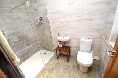 Downstairs Shower...