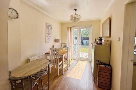 Lascelles Drive, Pontprennau, Cardiff, CF23 photo 4