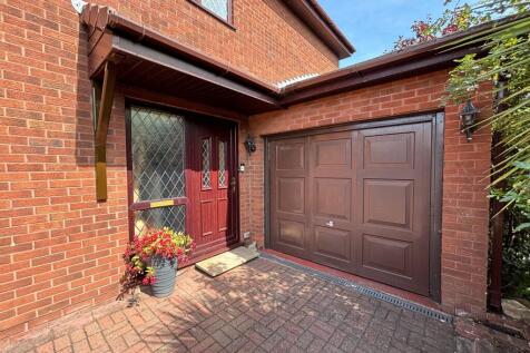 Garage/Entrance