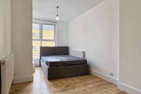 Property to rent in East India Dock Road