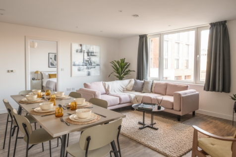 £1500 GIFT VOUCHER INCENTIVE **T&Cs APPLY**Three Bed,The Almere, Avebury Boulevard, Central Milton Keynes, Milton Keynes photo 4