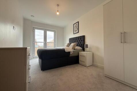Apt 17C, Grant Court, Bridgewater Wharf, Ordsall Lane, Salford photo 3