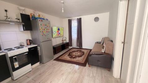 2 bed house to rent