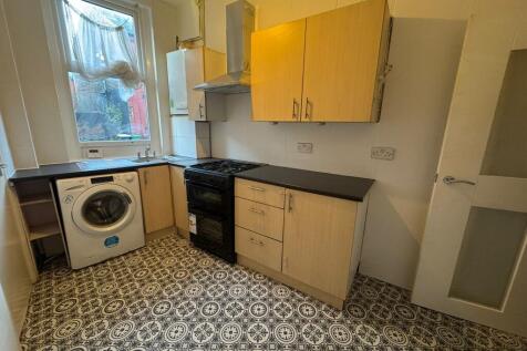 31 Arley Terrace, LS12 2PA photo 3