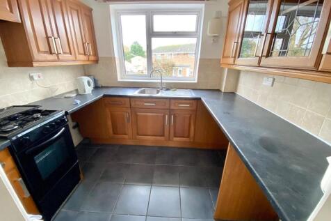 Carew Road, Tiverton, EX16 photo 3