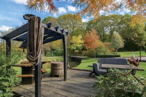 ChatGPT Image Oct 14, 2025, 02_28_57 PM.jpg