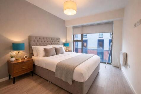 1-bed flat on Great Homer Street, Liverpool, £850/mo