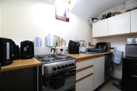 Kitchen.JPG