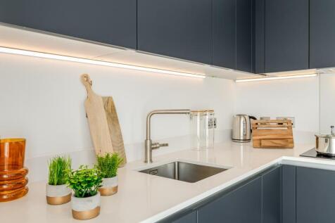 on Parkside, 1bed 1bath showhome , Kitchen