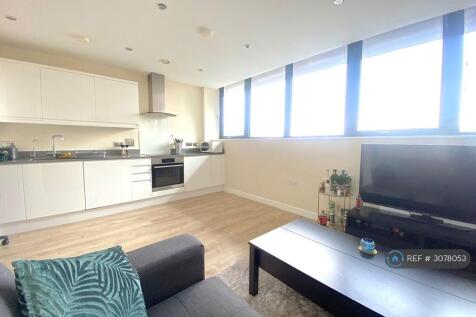 Open-Plan Living/Dining Area