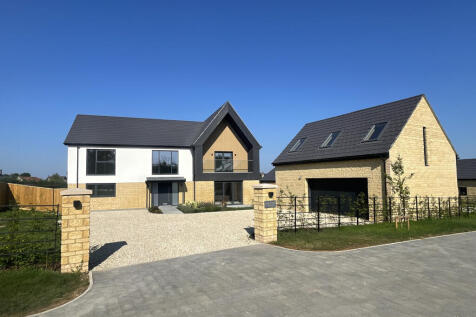 Edgebrook House