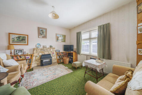 1319023-15-686bb9...