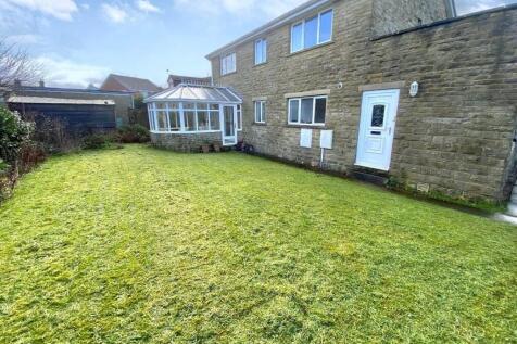 Bramleys - Common Side - Roberttown.jpg