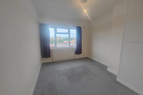 Green Road, Penistone, Sheffield, S36 6BE photo 5