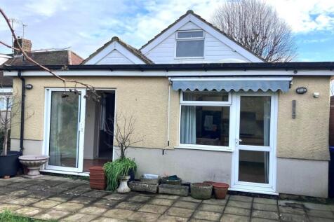 For Sale by Aspire Residential | Pratton Avenue