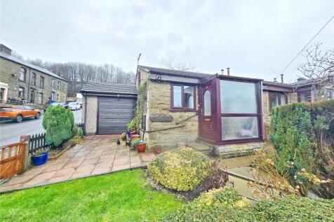 Front Garden &amp; Drive