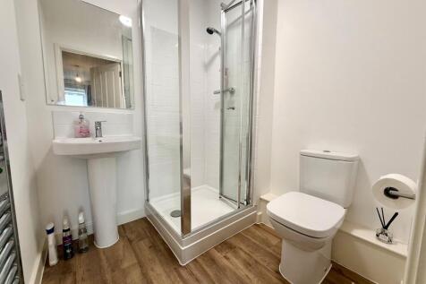 Langsett Court, Warrington, WA5 photo 5