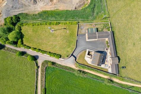 90682_Highfield-House-Cross-Lane  (1)_low.jpg