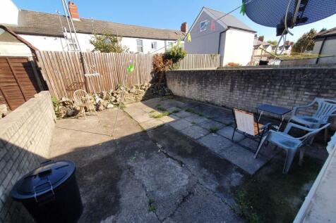 Rear garden (2)
