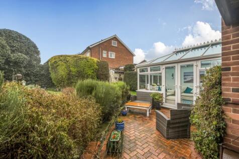 EweMove Harrogate Garden
