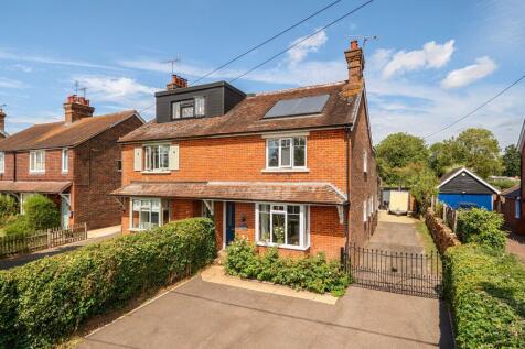 Horsham, RH12 - property photo