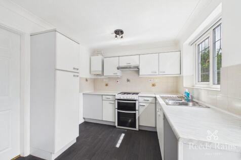Heatherdale Road, Tingley, Wakefield, West Yorkshire, WF3 photo 4