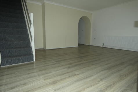 Monksfield Avenue, Birmingham, B43 photo 3