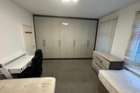 Thorold Road, Ilford, Redbridge photo 5