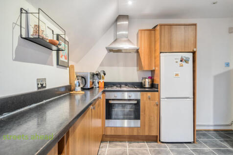 0c7eda55-8007-4b8...