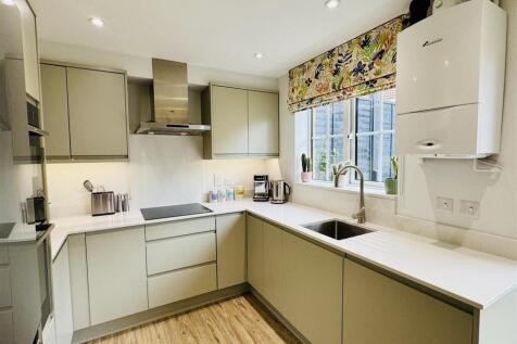 11 BO kitchen 2.jpeg