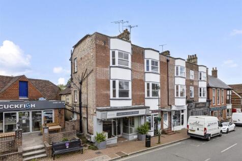 High Street, Old Talbot House, Flat 4-012.JPG
