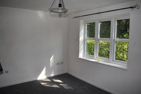Selwood Close photo 3