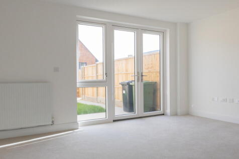 Housing-16Elkington Way_1656x1104