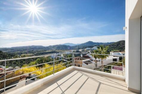 TERRACE WITH VIEWS