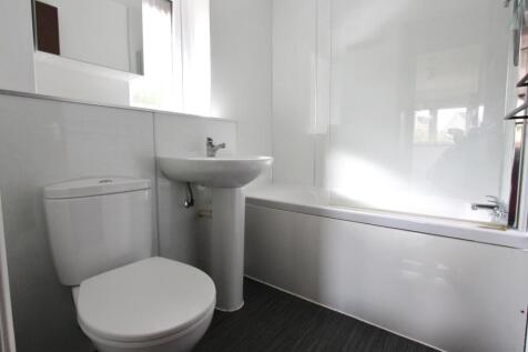 Bathroom.JPG