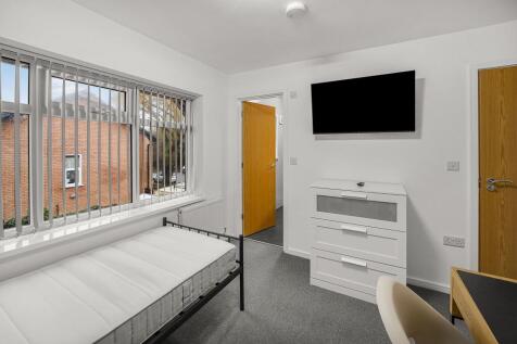 Bedroom - Room 4