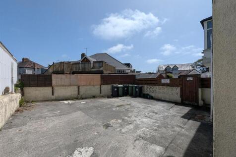 Parking Rear