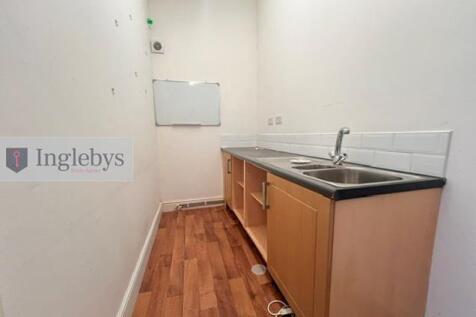 Commercial Property to rent Image 4