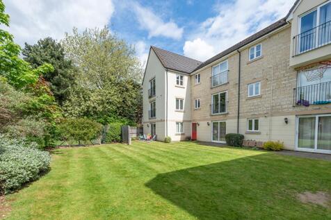Rear External  and Communal Garden