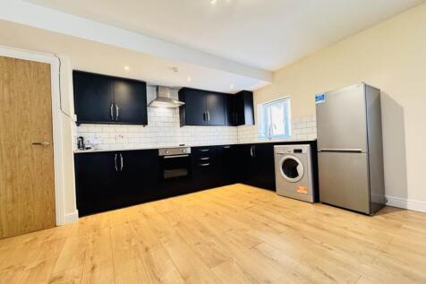 Lounge Kitchen