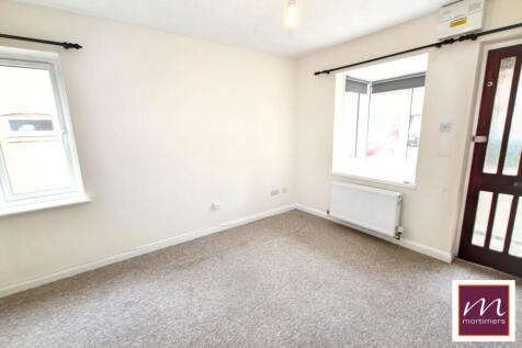 Langstone Close, Aylesbury photo 5