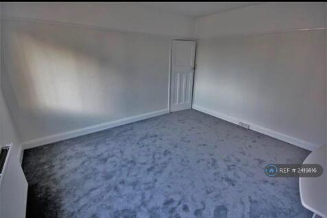 Connaught Avenue, Frinton-On-Sea, CO13 photo 3